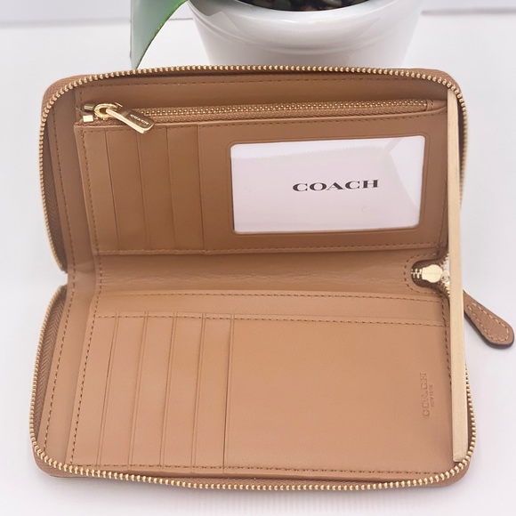 Coach Medium Id Zip Wallet With Diary Embroidery - Picture 4 of 12